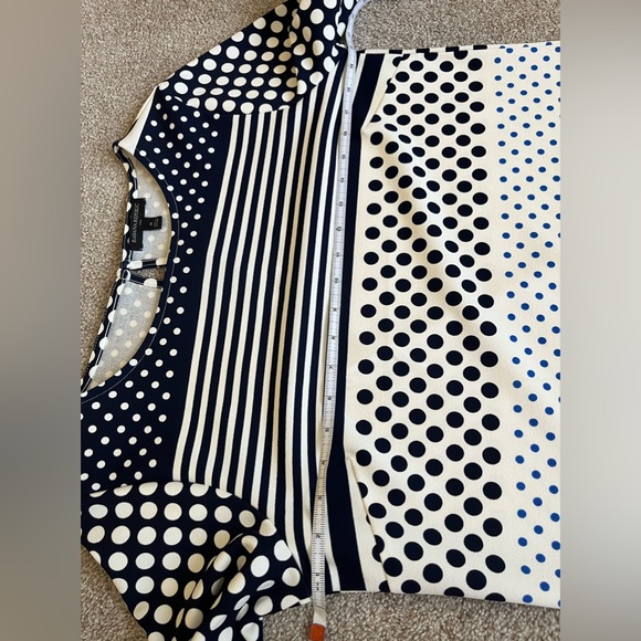 Casual dress - Picture 8 of 10